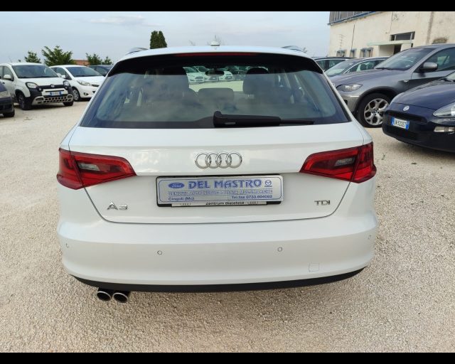 AUDI A3 SPB 2.0 TDI 150 CV clean diesel Ambition Immagine 3