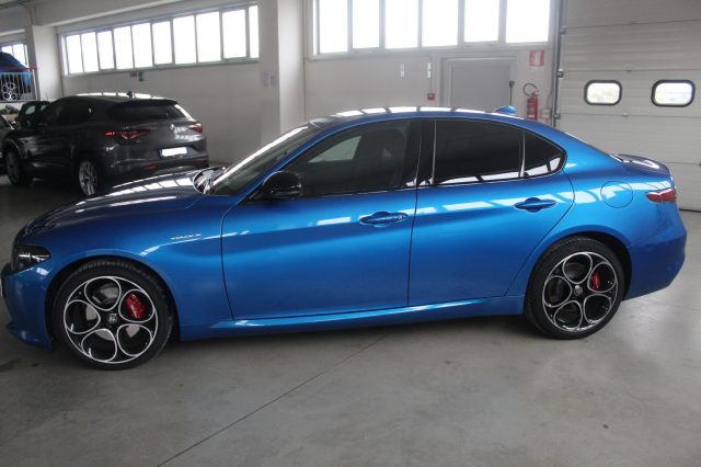 ALFA ROMEO Giulia 2.2 Turbodiesel 210 CV AT8 AWD Q4 Veloce Immagine 2