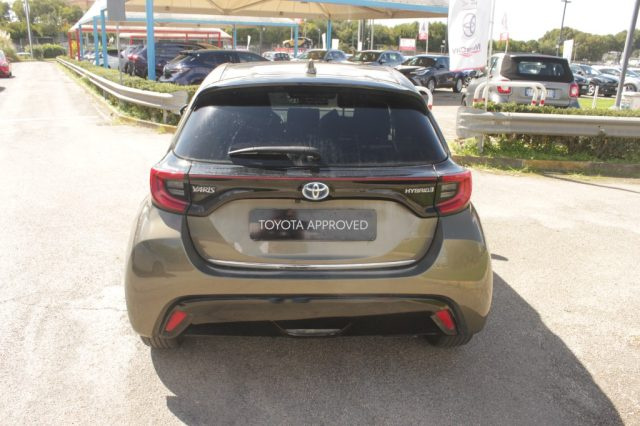 TOYOTA Yaris 1.5 Hybrid 5 porte Lounge Immagine 3