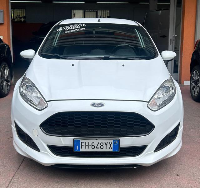 FORD Fiesta 1.5 TDCi 75CV 3 porte ST-Line Immagine 1