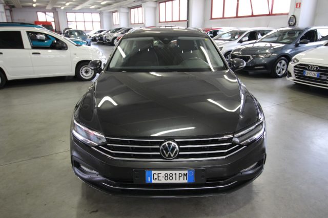 VOLKSWAGEN Passat Variant 2.0 TDI SCR EVO DSG Business Immagine 0