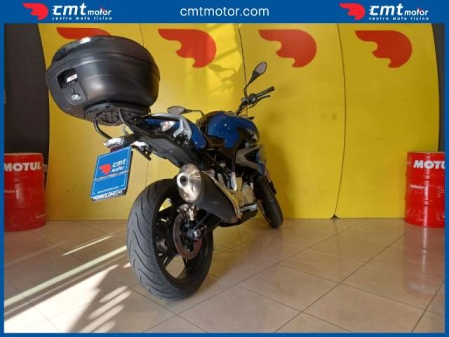 BMW G 310 R Garantita e Finanziabile Immagine 3