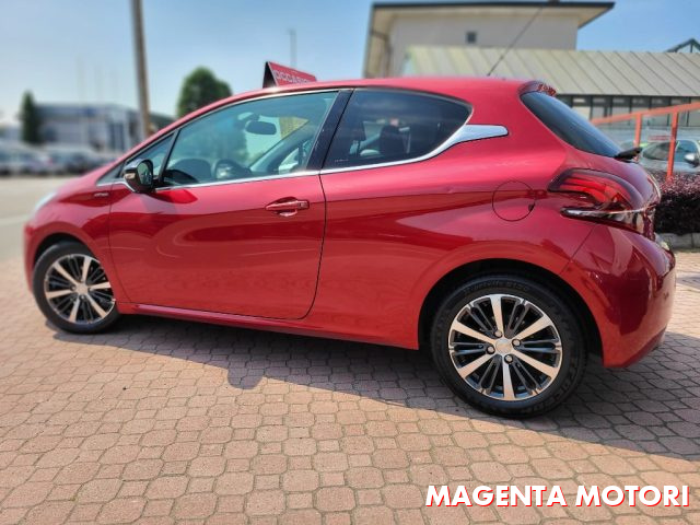 PEUGEOT 208 BlueHDi 120 S&S 3 porte GT Line Immagine 4