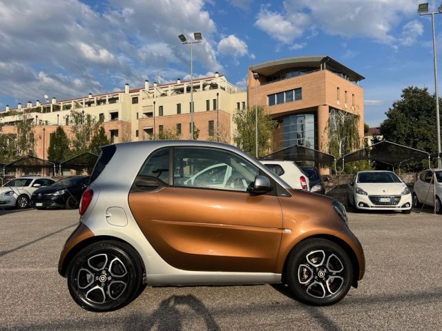 SMART ForTwo 1000 52 kW MHD coupé passion AUTO PER NEOPATENTATI Immagine 3