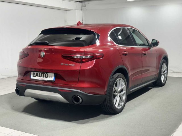 ALFA ROMEO Stelvio 2.0 Turbo 280 CV AT8 Q4 First Edition Immagine 2