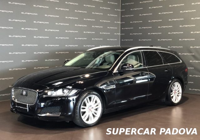 JAGUAR XF Sportbrake 2.0 D 180 CV AWD aut. Portfolio Immagine 0