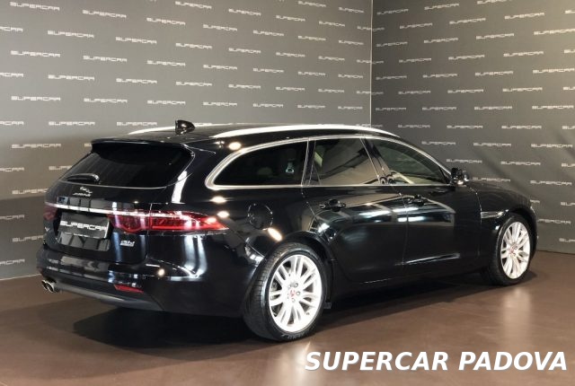 JAGUAR XF Sportbrake 2.0 D 180 CV AWD aut. Portfolio Immagine 2