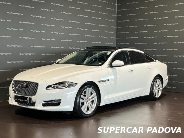 JAGUAR XJ 3.0D V6 300 CV Portfolio MOTORE CAMBIATO IN GARANZ Immagine 0