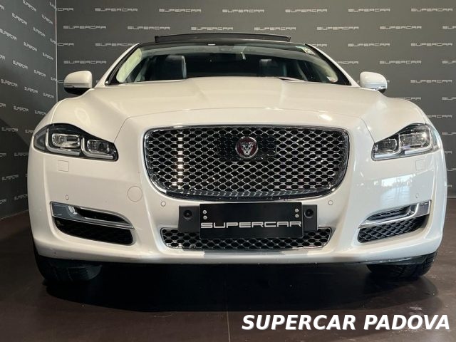 JAGUAR XJ 3.0D V6 300 CV Portfolio MOTORE CAMBIATO IN GARANZ Immagine 1