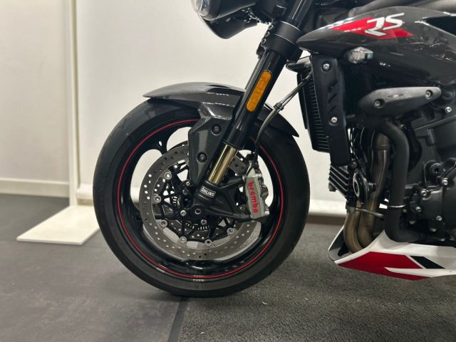 TRIUMPH Speed Triple RS TRIUMPH SPEED TRIPLE RS 1050 Immagine 1