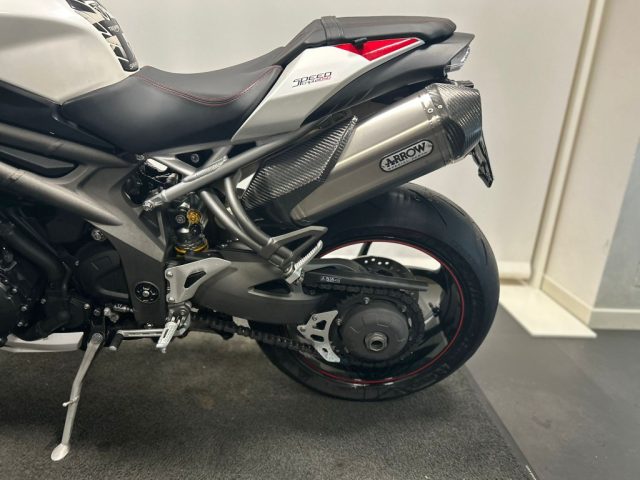 TRIUMPH Speed Triple RS TRIUMPH SPEED TRIPLE RS 1050 Immagine 2