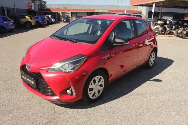 TOYOTA Yaris 1.5 5 porte Active Immagine 0