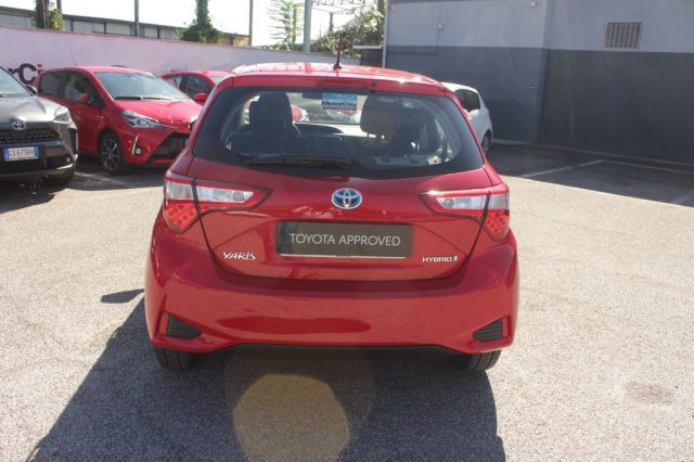 TOYOTA Yaris 1.5 5 porte Active Immagine 3