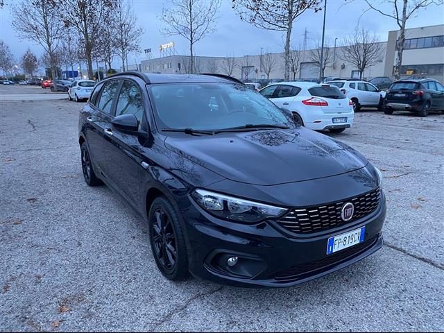 FIAT Tipo Station Wagon 1.6 Multijet 120cv Easy Busines Immagine 3