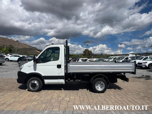 IVECO Daily 35C11 2.3 HPT PLM-RG Cabinato RIBALTABILE TRILAT Immagine 4