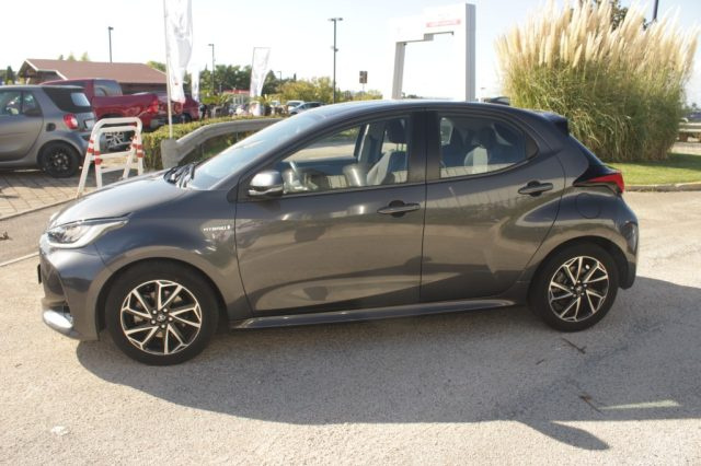 TOYOTA Yaris 1.5 Hybrid 5 porte Trend Immagine 2