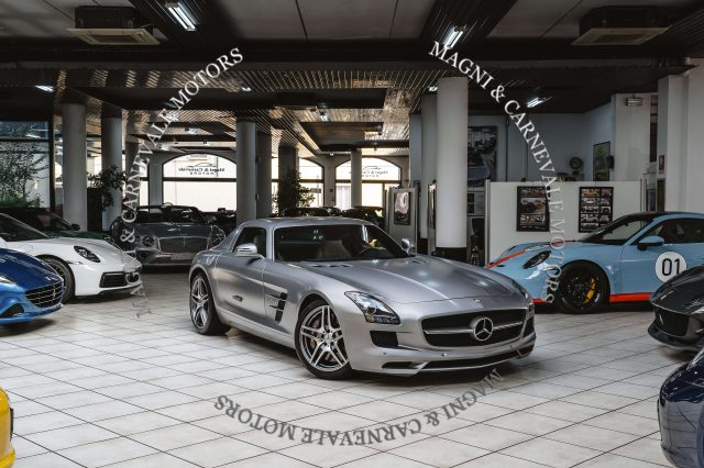 MERCEDES-BENZ SLS AMG|SPECIAL PAINT|CARBON PACK|DESIGNO BICOLOR| Immagine 1