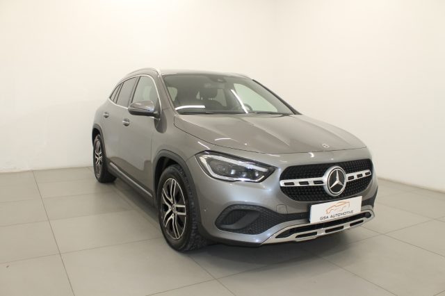 MERCEDES-BENZ GLA 200 d Automatic Sport Plus FULL LED Immagine 2