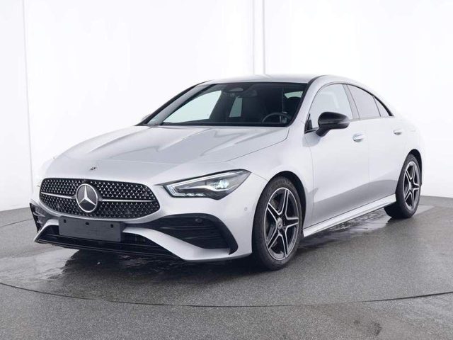 MERCEDES-BENZ CLA 200 Automatic AMG Line Premium Immagine 0