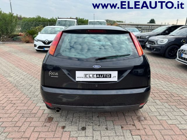 FORD Focus 1.8i 16V cat 3p. Trend - Neopatentati Immagine 4