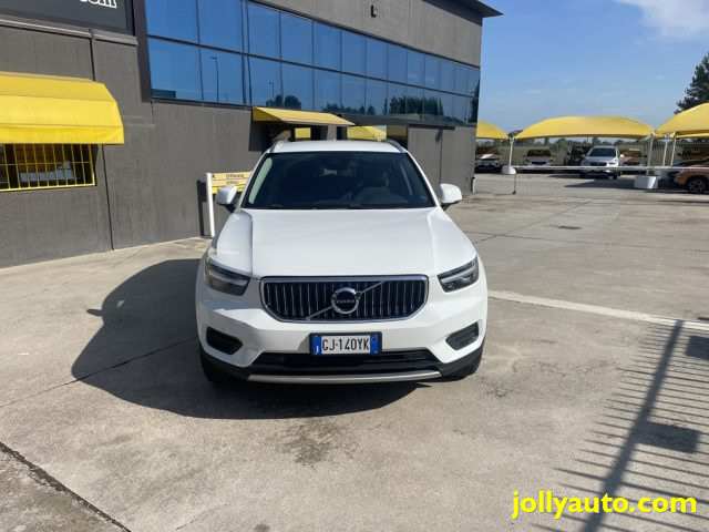 VOLVO XC40 T4 Recharge Plug-in Hybrid Inscription Expression Immagine 1