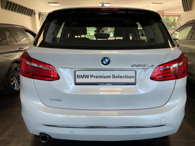 BMW 225 xe Active Tourer iPerformance Luxury aut. Immagine 3