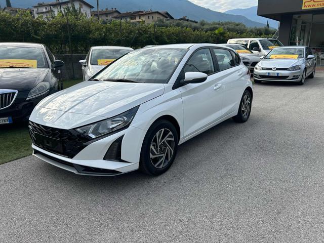 HYUNDAI i20 1.0 T-GDI MT Connectline Immagine 0