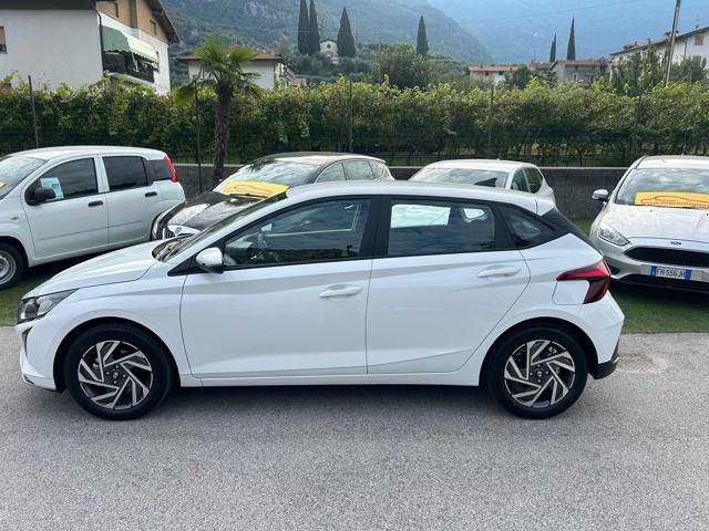 HYUNDAI i20 1.0 T-GDI MT Connectline Immagine 1