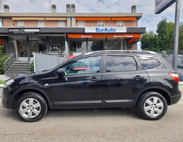 NISSAN Qashqai+2 Visia Immagine 0