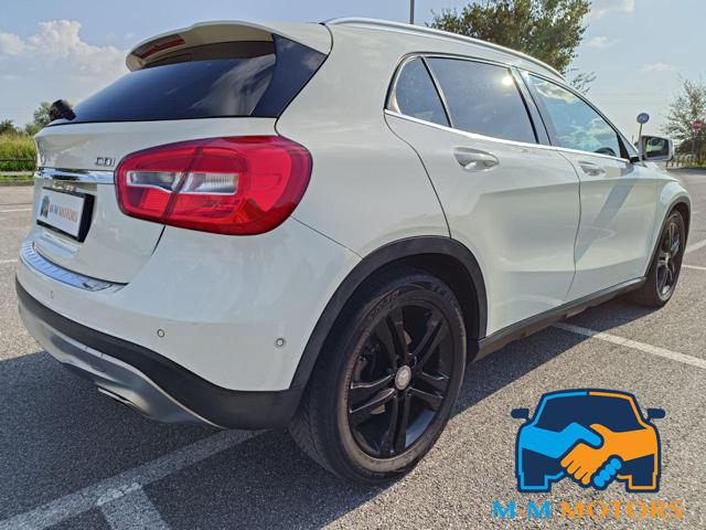 MERCEDES-BENZ GLA 200 CDI Automatic Sport Immagine 4