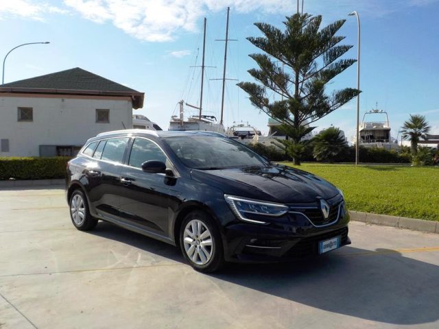 RENAULT Megane Mégane Sporter Blue dCi 115 CV EDC Business Immagine 0