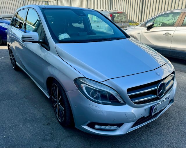 MERCEDES-BENZ B 200 CDI BlueEFFICIENCY Premium Immagine 4