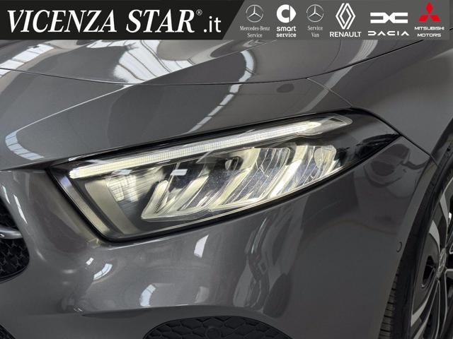 MERCEDES-BENZ A 180 d SPORT AUTOMATIC Immagine 1