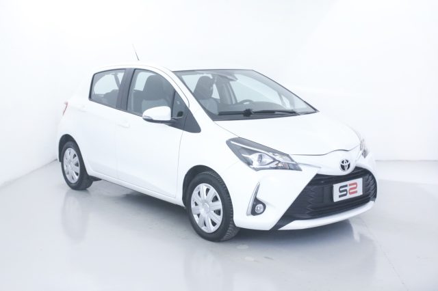 TOYOTA Yaris 1.0 5 porte Active NEOPATENTATI Immagine 3