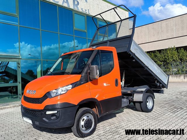 IVECO DAILY  35C11 RIBALTABILE TRILATERALE Immagine 1