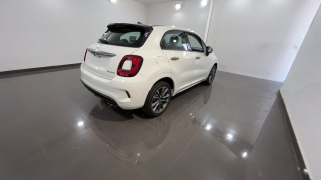 FIAT 500X 1.5 T4 Hybrid 130 CV DCT Sport Immagine 4