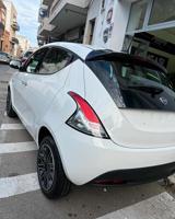 LANCIA Ypsilon 1.0 FireFly 5 porte S&S Hybrid Oro MY24