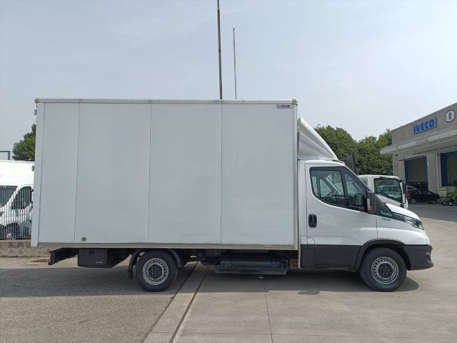 IVECO Daily 35S14N 3000 cc FURGONE BOX CNG METANO P 3750 Immagine 2