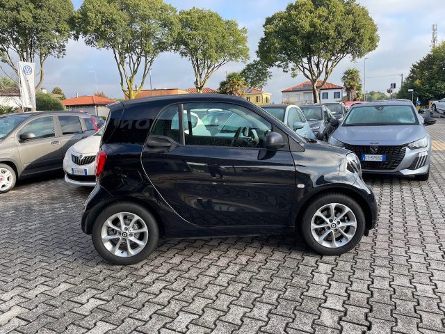 SMART ForTwo 70 1.0 twinamic Youngster Immagine 3