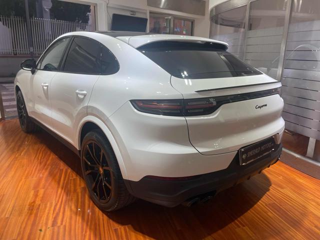 PORSCHE Cayenne Coupé 3.0 V6 Immagine 4