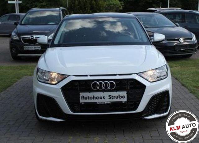 AUDI A1 SPB 30 TFSI S tronic S LINE BICOLORE Immagine 2