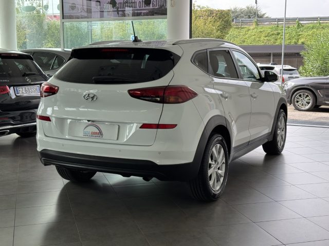 HYUNDAI Tucson 1.6 CRDi 116cv XTech Euro 6d-Temp Immagine 3