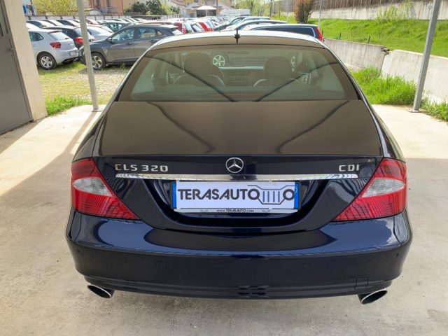 MERCEDES-BENZ CLS 320 CDI Chrome NAVIGATORE CAMBIO AUTOMATICO IVA ESPL. Immagine 4