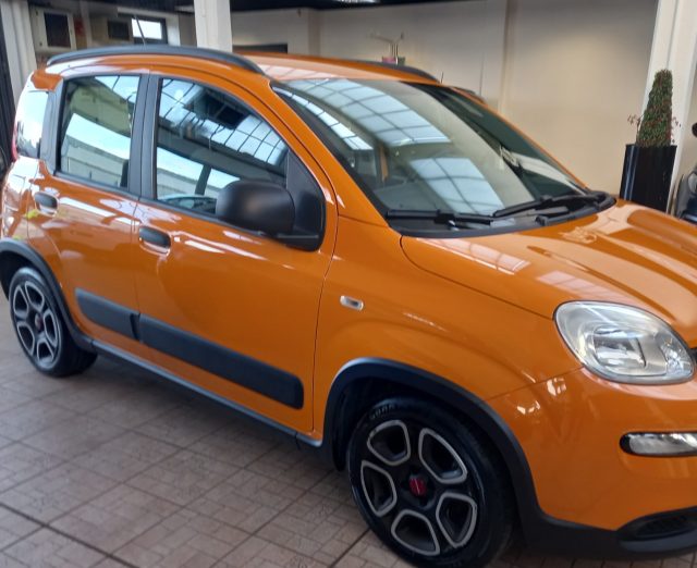 FIAT Panda 1.0 FireFly S&S Hybrid City Life Immagine 1