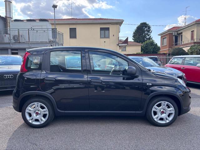 FIAT Panda 1.0 Hybrid 4 posti - KM ZERO Immagine 1