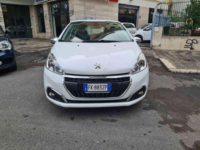 PEUGEOT 208 PureTech 82 5 porte Allure Immagine 2