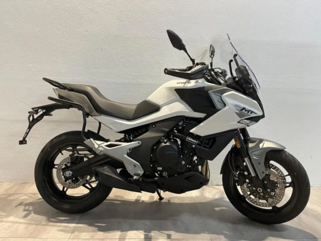 CF MOTO 700MT 2024 Immagine 0