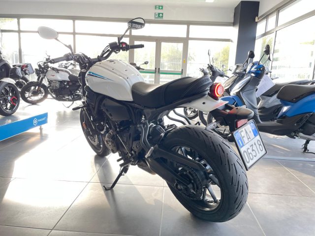 YAMAHA XSR 700 UNICO PROPRIETARIO, PARI AL NUOVO, SOLO 7.000KM! Immagine 4