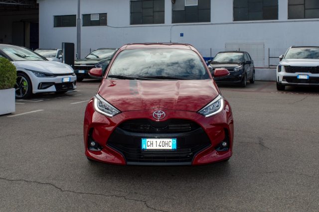 TOYOTA Yaris 1.0 5 porte Trend Immagine 1