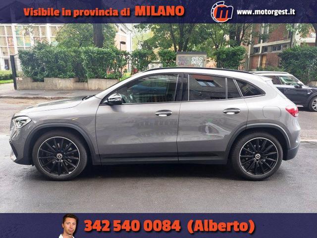 MERCEDES-BENZ GLA 200 d Automatic Premium AMG Immagine 2